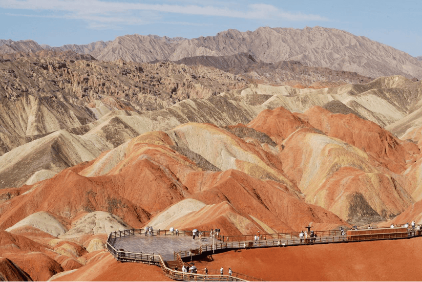 甘肃，亲爱的听众朋友们，大家好！