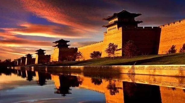 千年古城大同,温柔呼唤中的历史文化之旅🌟